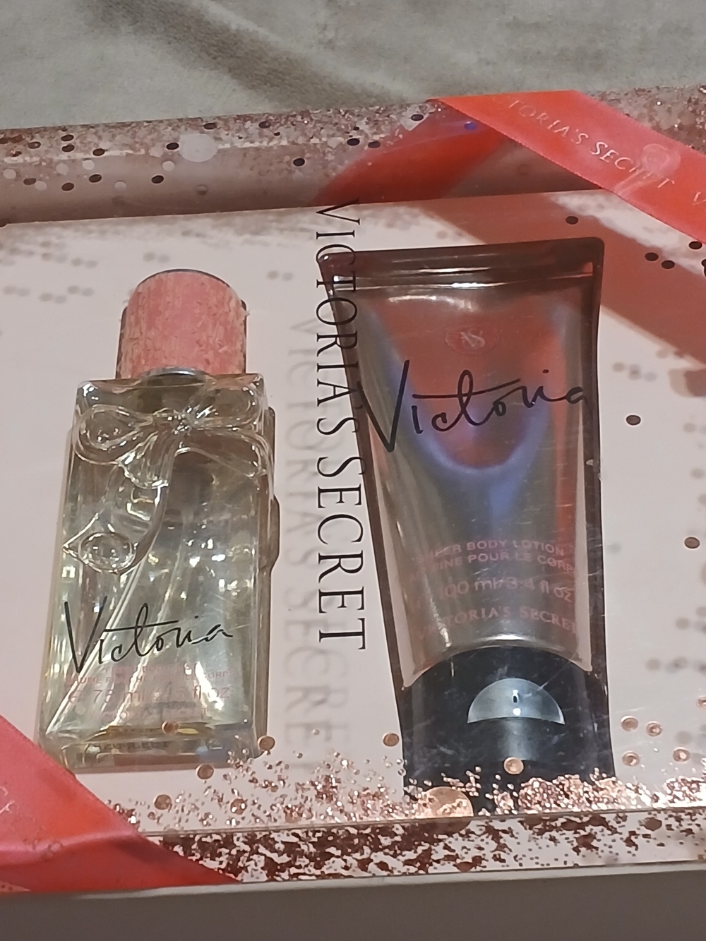 Victoria's Secret Iridescent Pink Fragrance & Lotion Gift Set